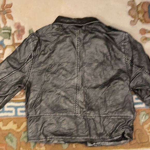 Faux Leather Silver Jacket NWOT Winky Face Brand Logo. Size (M) Medium - Picture 5 of 8